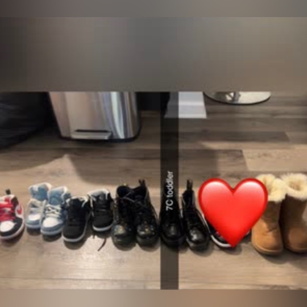 6 pair of toddler girl shoes/boots gently used. All size 7C